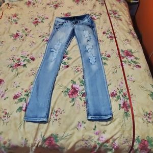 2 pairs of gently used jeans